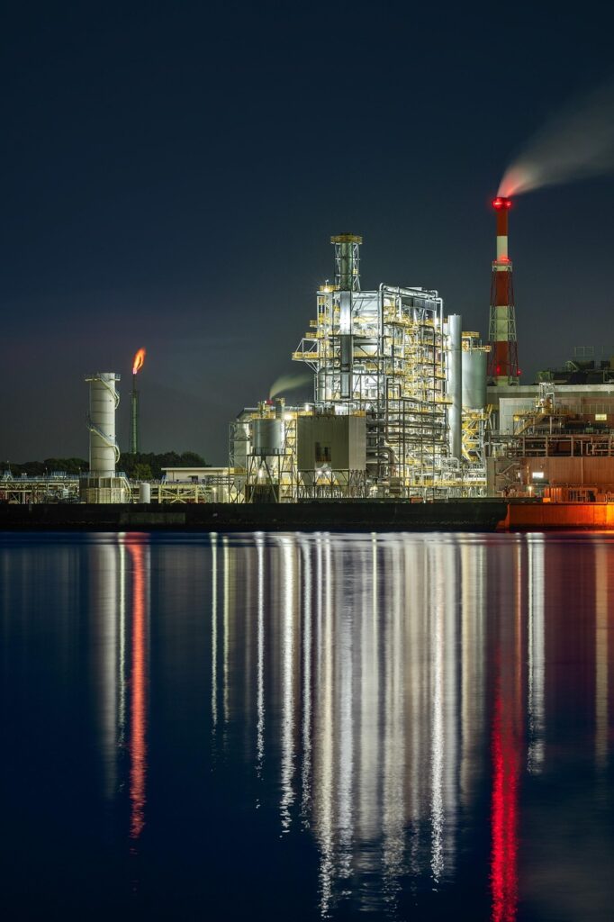 night view, plant, thermal power plant, natural gas, electric power, energy, giant machine, pipe, reflection of the surface of the water, industrial, climate change, global environment, light, illumination, coastal area, nature, japan